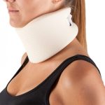 Collare cervicale morbido altezza 10 cm.